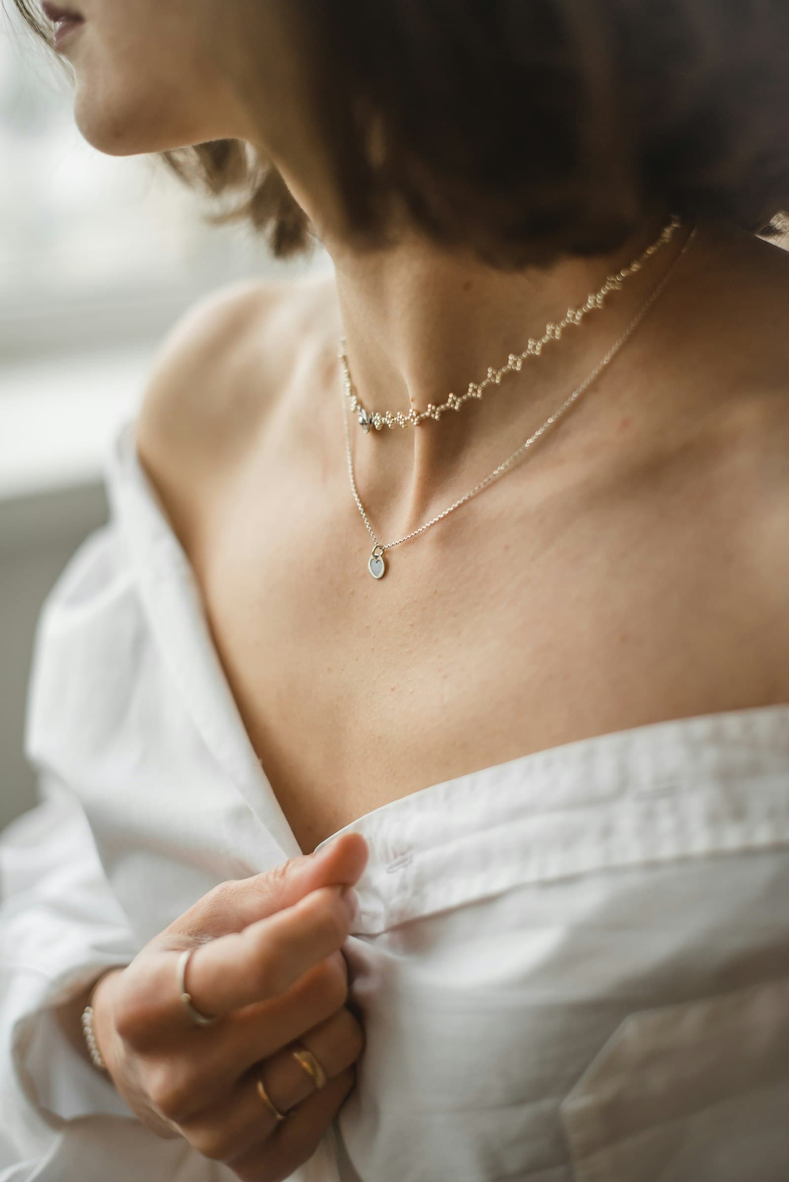 Delicate chain detail